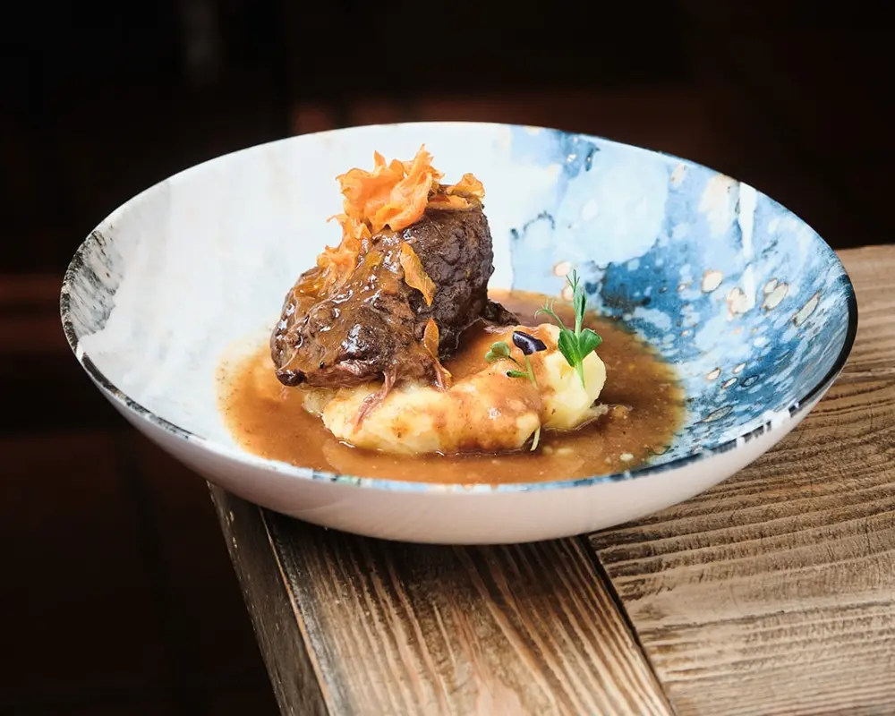 Restauraci&oacute;n - Luze El Toro - Luze Hoteles