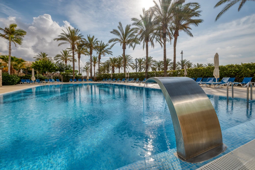 Senator Águila Piscina Exterior