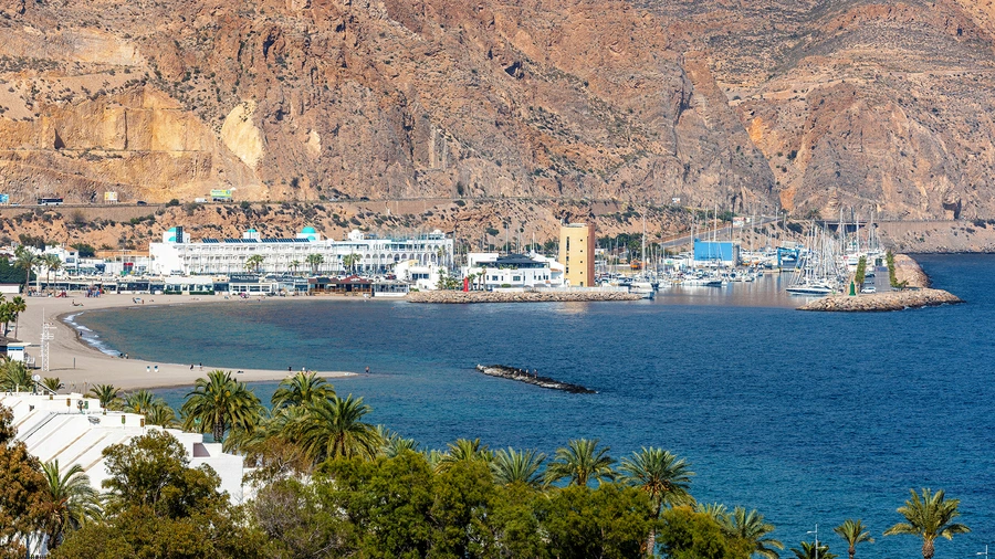 Puerto de Aguadulce vista aérea