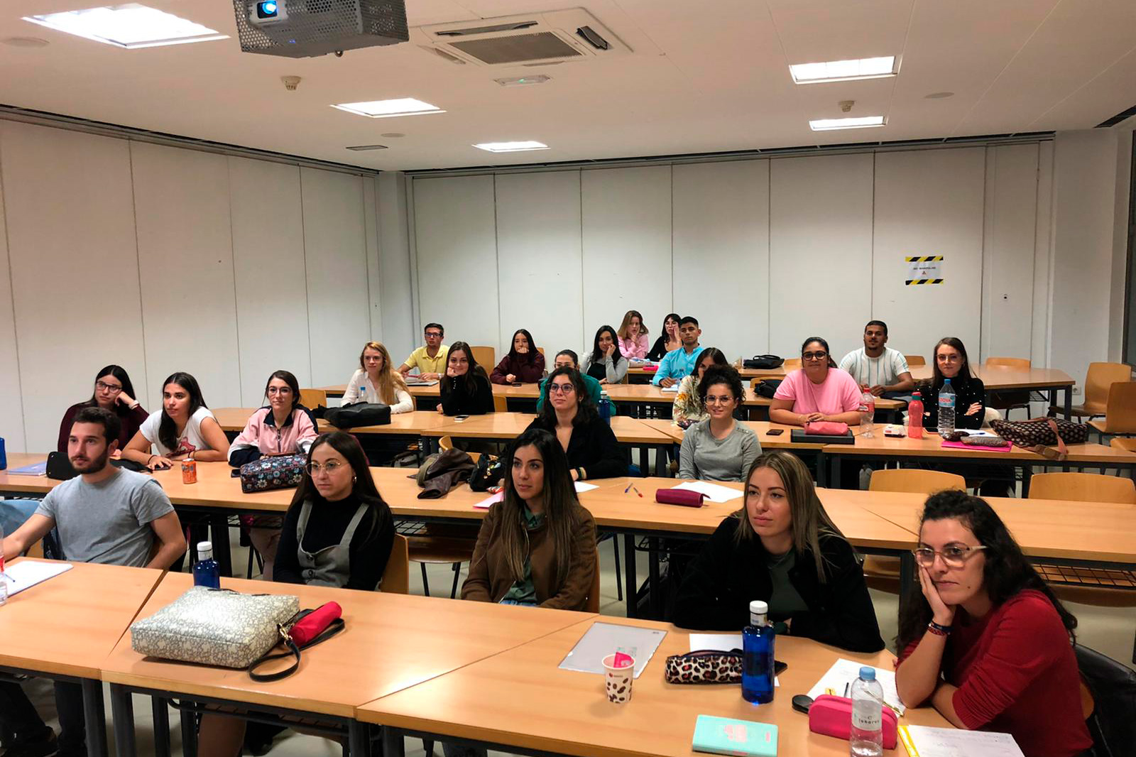 Senator Hotels &amp; Resorts acerca el mundo laboral a la universidad - Senator Hotels &amp; Resorts