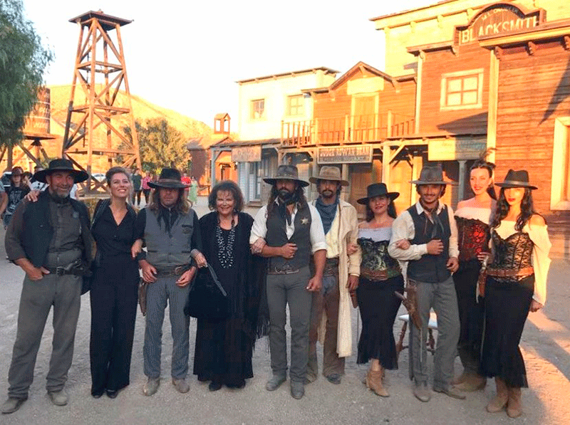 Claudia Cardinale recoge el Premio Tabernas de Cine - Senator Hotels &amp; Resorts