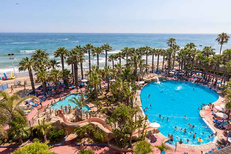 Gane 2 noches de hotel gratis con nuestro sorteo de Navidad