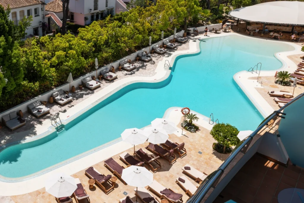 Banus-piscina-1 (1)