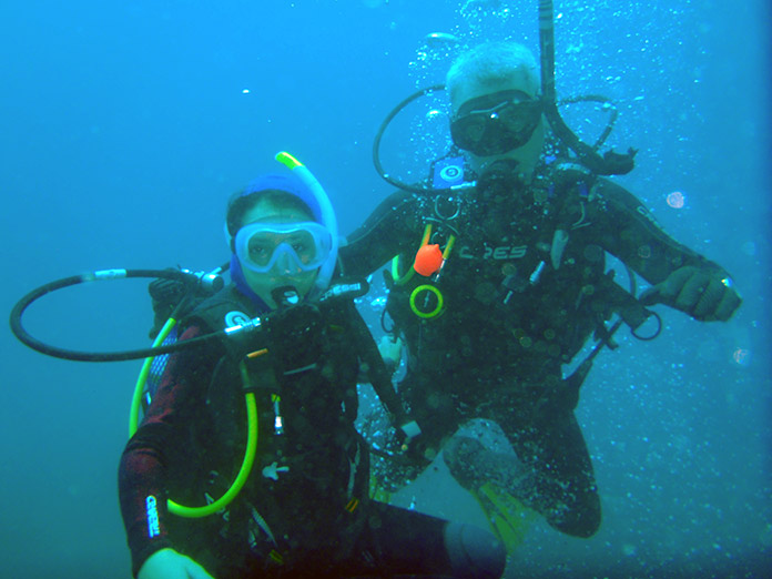buceando en Roquetas de Mar