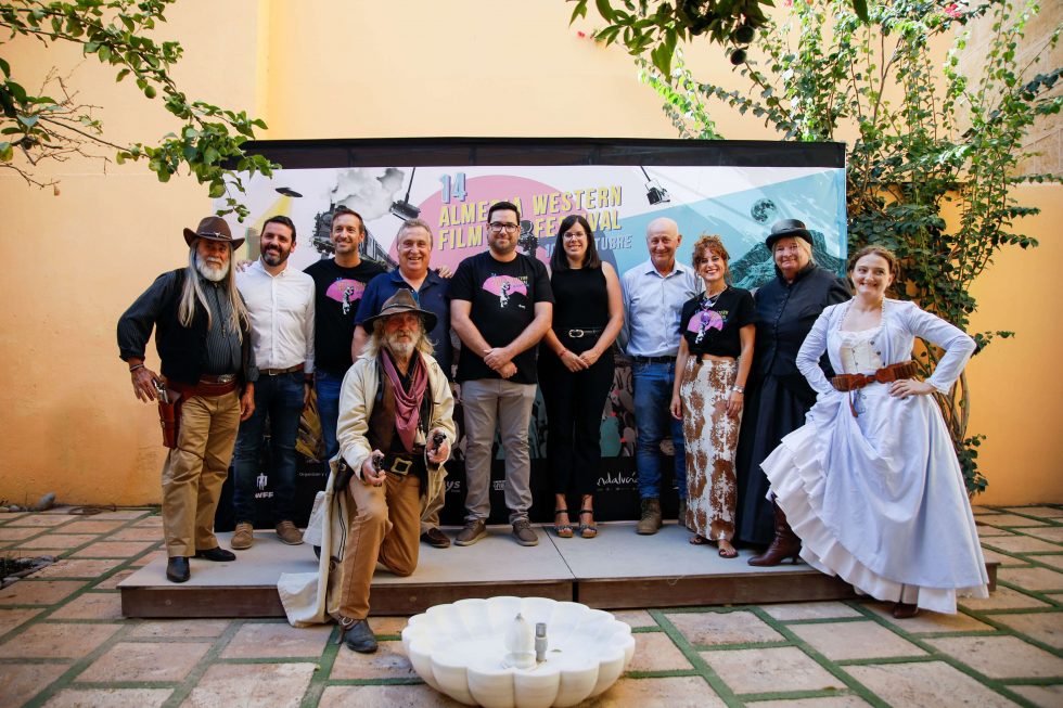 Acci&oacute;n, estrellas y homenajes en el Almer&iacute;a Western Film Festival 2024 - Senator Hotels &amp; Resorts
