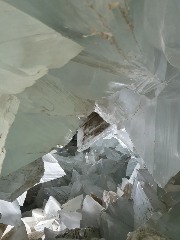 Foto detalle del cristal de la Geoda de Pulp&iacute; (Almer&iacute;a)