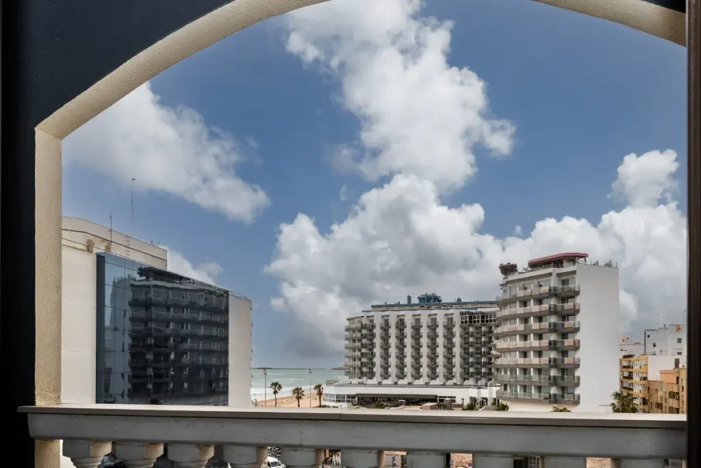 Services - C&aacute;diz Plaza - Senator Hotels &amp; Resorts