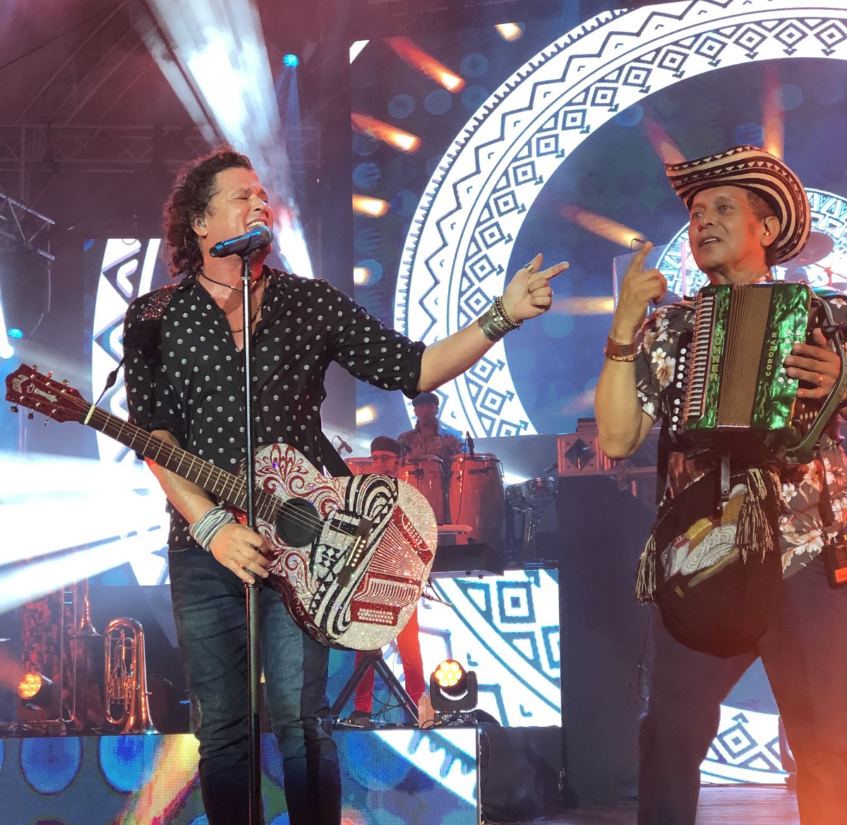 Carlos Vives arrasa en su concierto en Puerto Plata por la apertura de Senator Puerto Plata Spa Resort - Senator Hotels &amp; Resorts