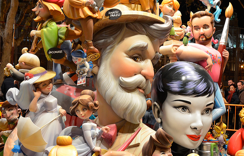Las Fallas de Valencia, una fiesta abierta al mundo - Senator Hotels &amp; Resorts