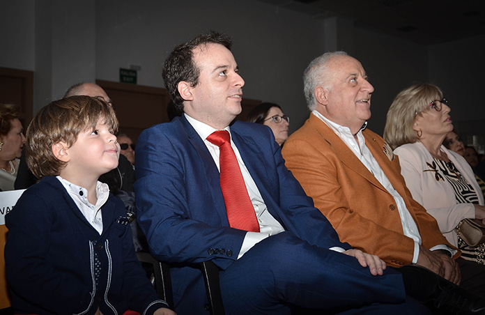 integrantes de la Familia Rossell