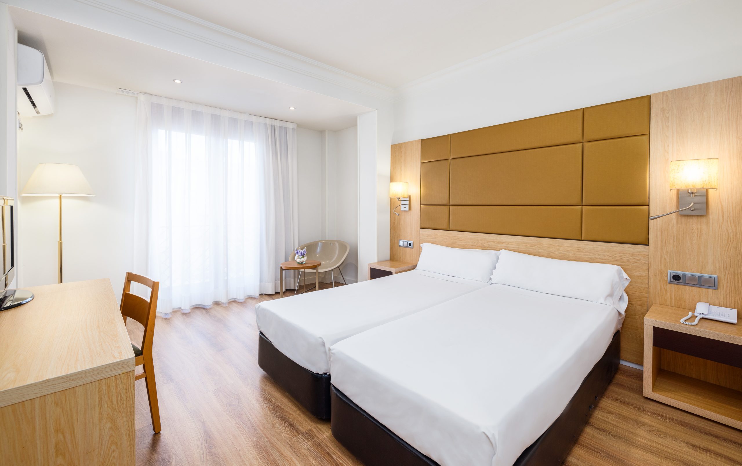 LA NUEVA IMAGEN DEL HOTEL DE 4 ESTRELLAS VIRGEN DE LOS REYES - Senator Hotels &amp; Resorts