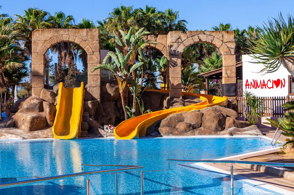 Saving is for geniuses - Senator Hotels &amp; Resorts