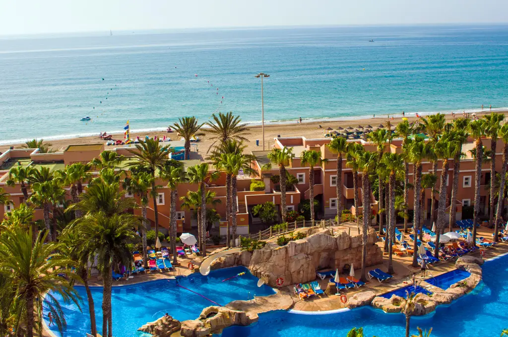 Saving is for geniuses - Senator Hotels &amp; Resorts
