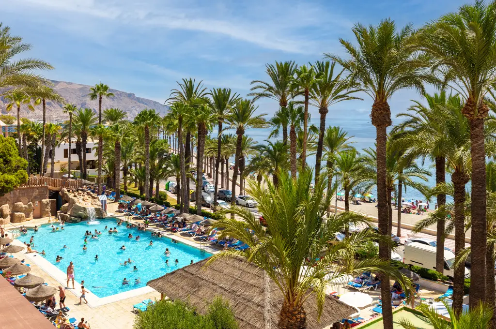 Sommermodus On - Senator Hotels &amp; Resorts