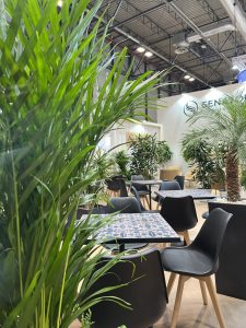 Zona Meeting Lounge SenatorHR Fitur 2025