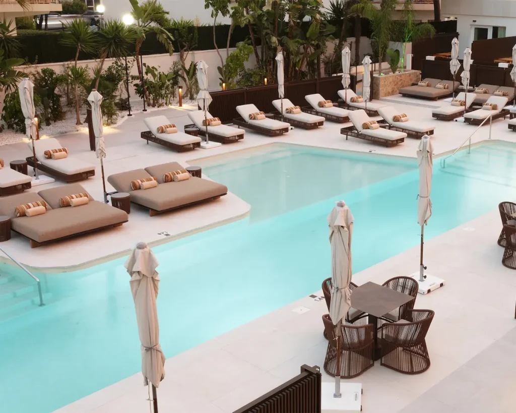 Partner Brand Hotel Management - Senator Hotels &amp; Resorts