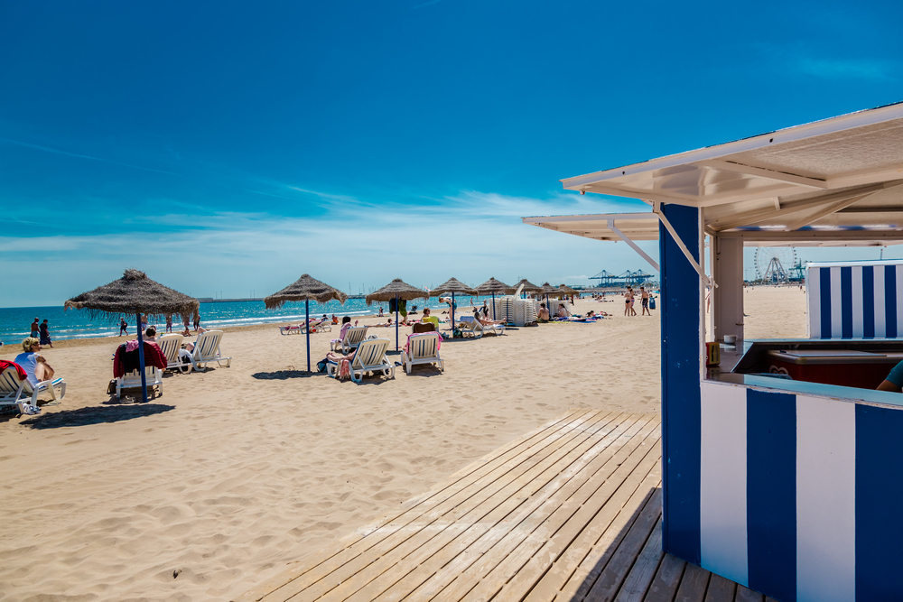 Zona de ocio en la Playa de El Cabañal - Las Arenas