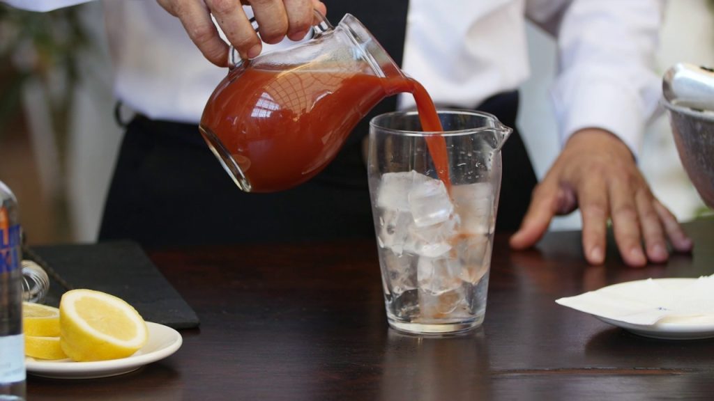 Como hacer un bloody Mary