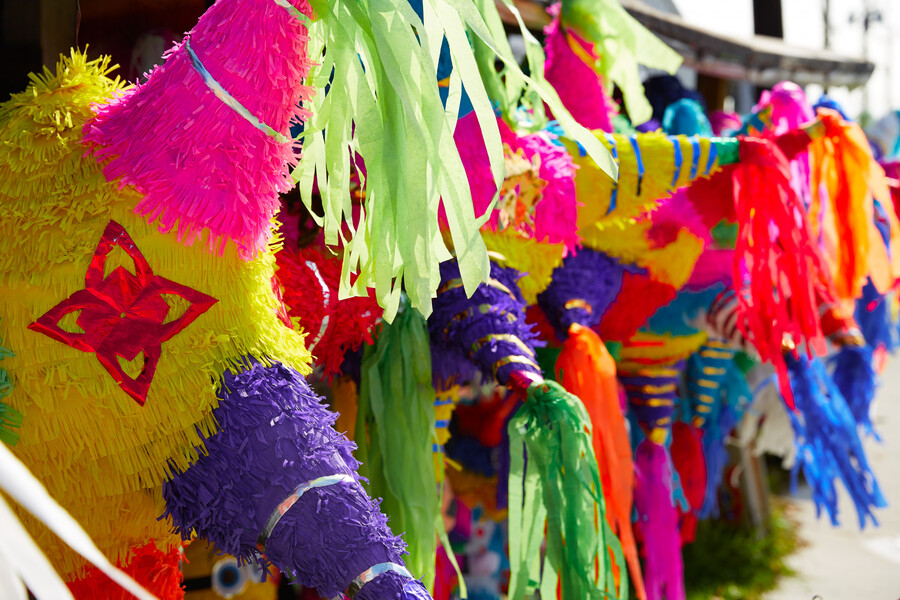 mexican-christmas-party-pinatas