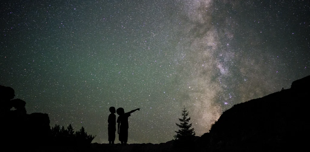 observaci&oacute;n-de-estrellas-planes-para-ni&ntilde;os-almeria