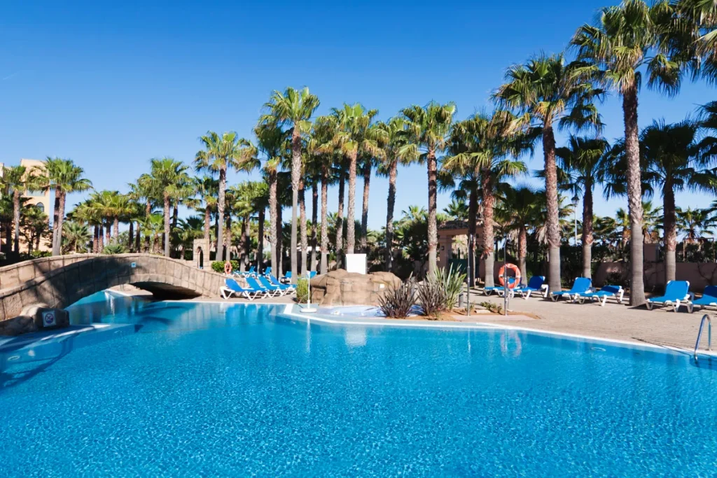 Oferta Puente de Octubre - Senator Hotels &amp; Resorts