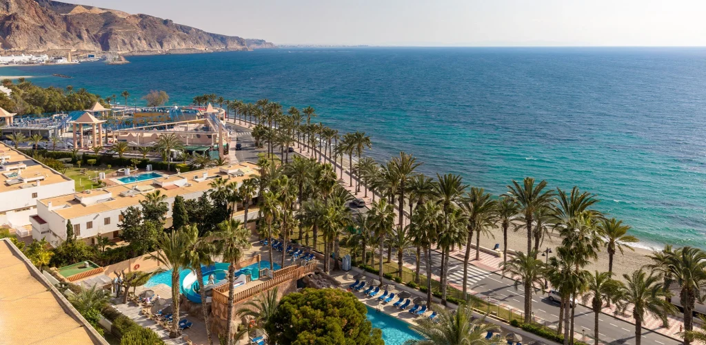 playadulce-hotel-cerca-minihollywood-oasys