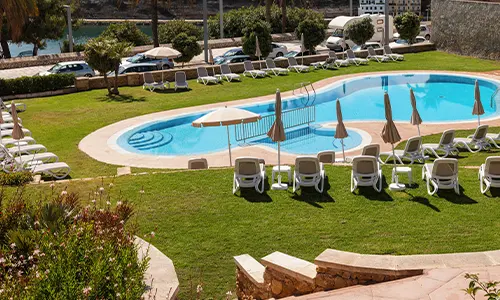 port-mahon-piscina-1