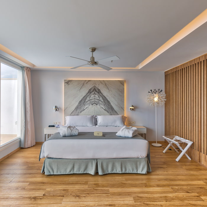 Senator Hotels & Resorts