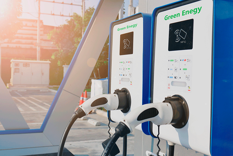 ¿Cuánto tarda un coche eléctrico en cargar?