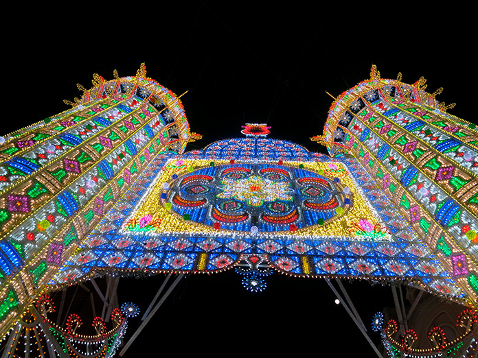 Fallas iluminadas