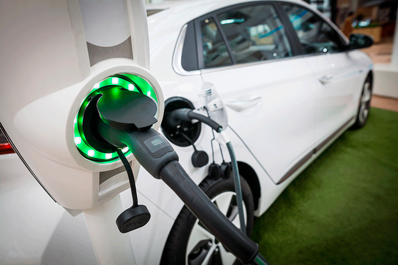 ¿Cuánto cuesta cargar un coche eléctrico?