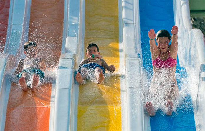 Hoteles con toboganes para niños