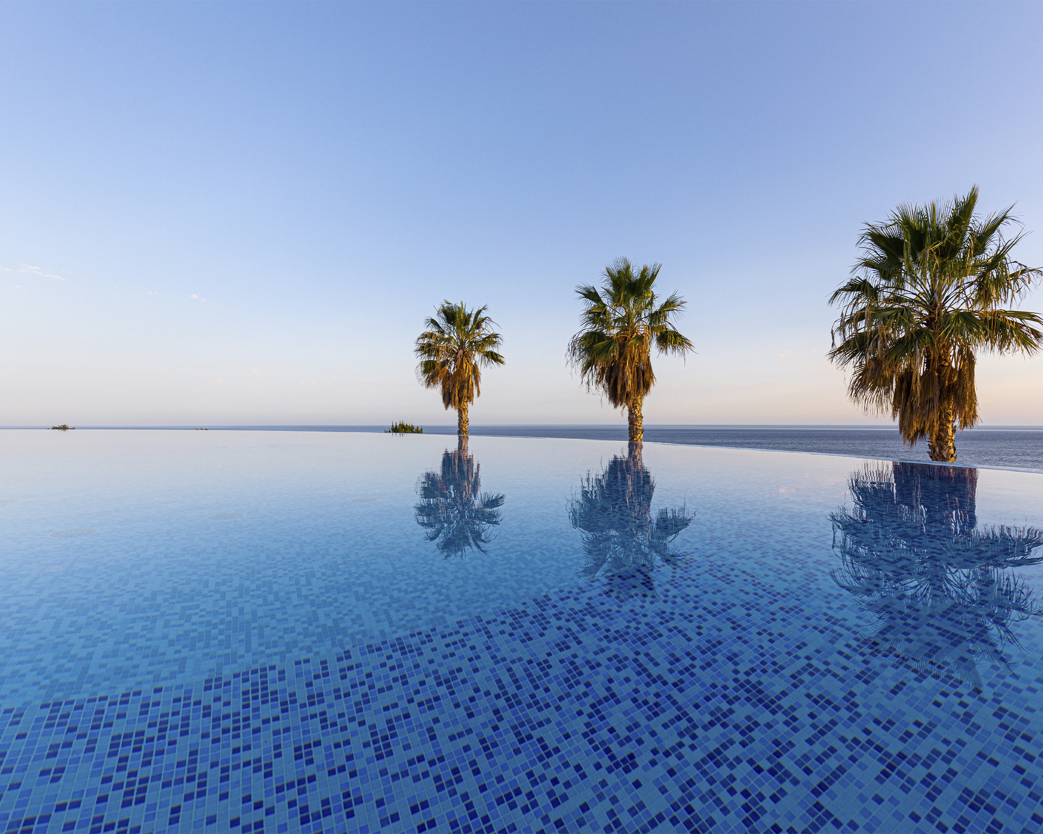Descubre los mejores destinos antes del pico de verano - Senator Hotels &amp; Resorts