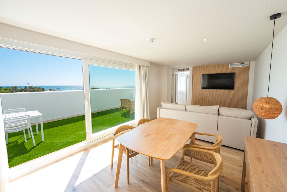 Un a&ntilde;o para recordar: gracias por acompa&ntilde;arnos en este viaje por la provincia de C&aacute;diz con Hoteles HACE. - HACE