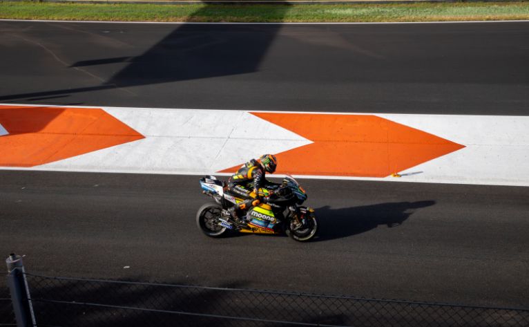 carrera moto circuito ricardo tormo valencia