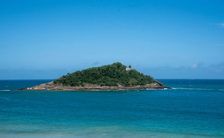 Isla de Santa Clara en San Sebastián