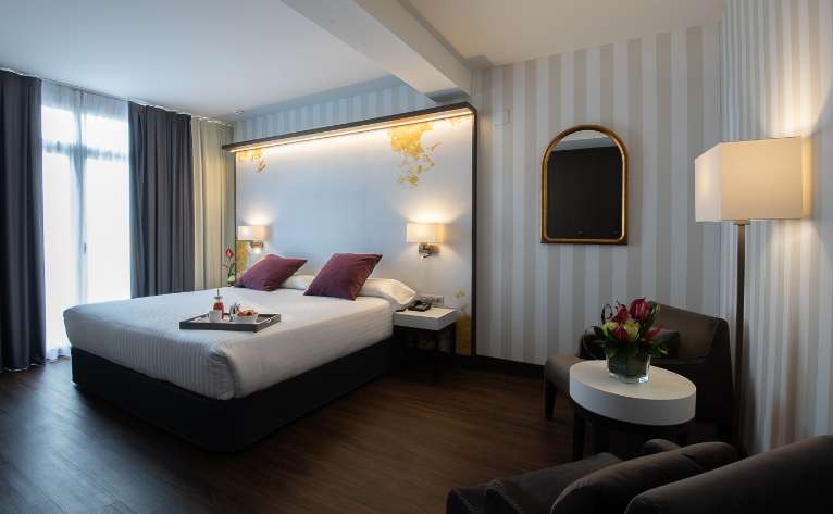 habitación del Hotel Intelier Palacio San Martín