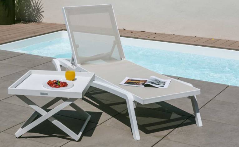 Piscina Hotel Intelier Rosa Castellon