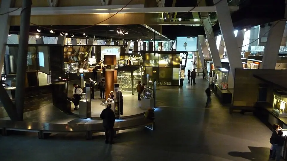 CosmoCaixa Barcelona_vista_general