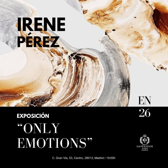 Exposición "Only Emotions" por Irene Pérez en Madrid, arte abstracto en tonos tierra y dorado.