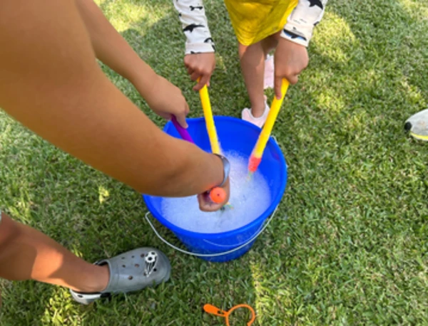 Bubbles Game - Club Mac