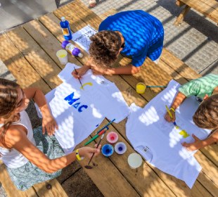 Peinture sur T-shirt - Club Mac